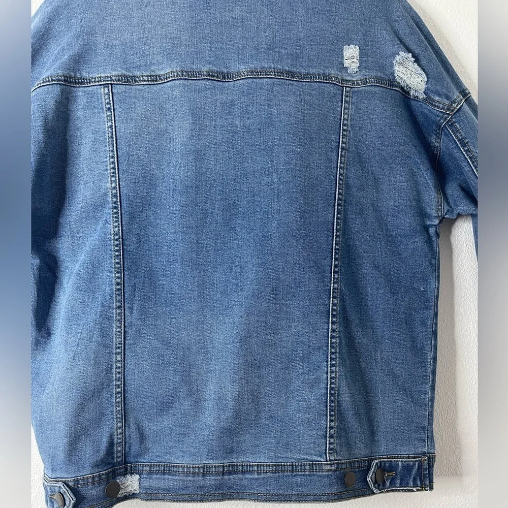 NWOT MAX JEANS BLUE DISTRESSED OVERSIZED DENIM JEAN JACKET LONG SLEEVE SMALL